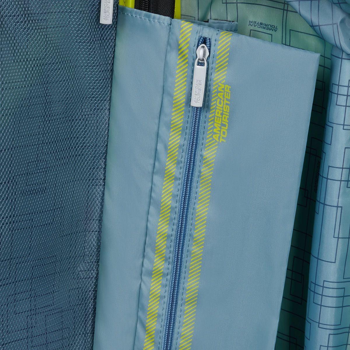 American Tourister Aerostep Light Lime Trolley S 55 cm