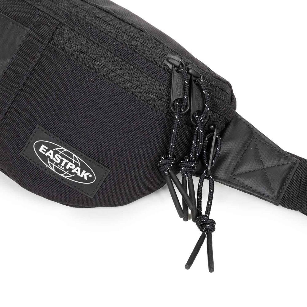 Eastpak Icon Springer On Black Bauchtasche