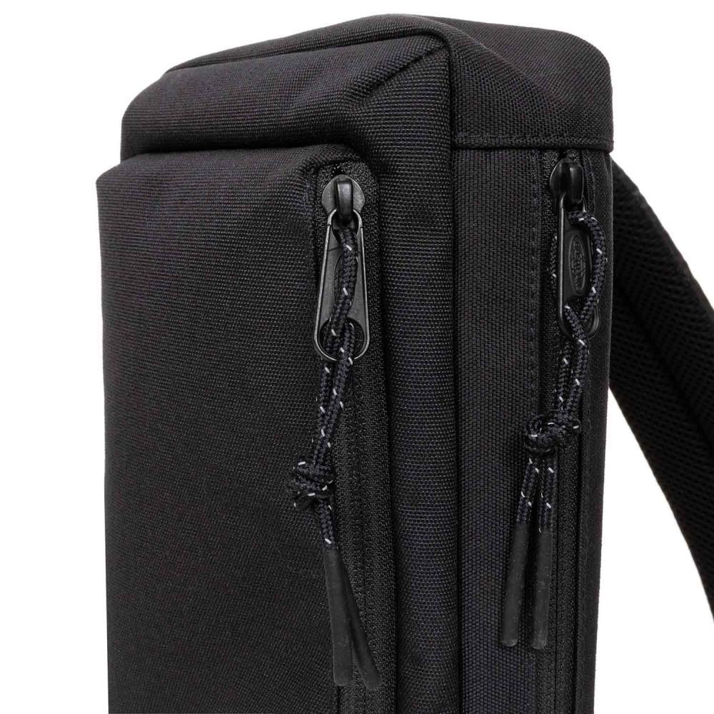 Eastpak Icon Sling On Black Umhängetasche