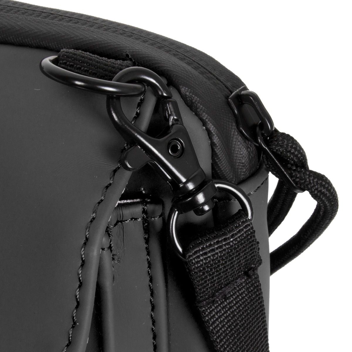 New Rebels Mart Black Flap Smartphonetasche