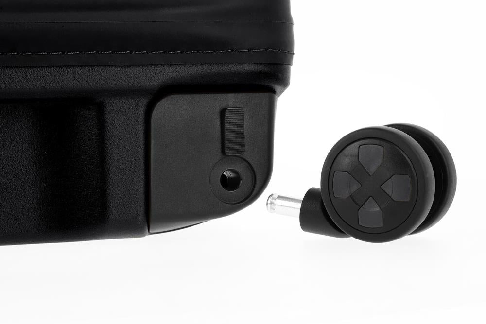 Impackt IP1 USB Port Lava Black 4-Doppelrollen Trolley S 55 cm