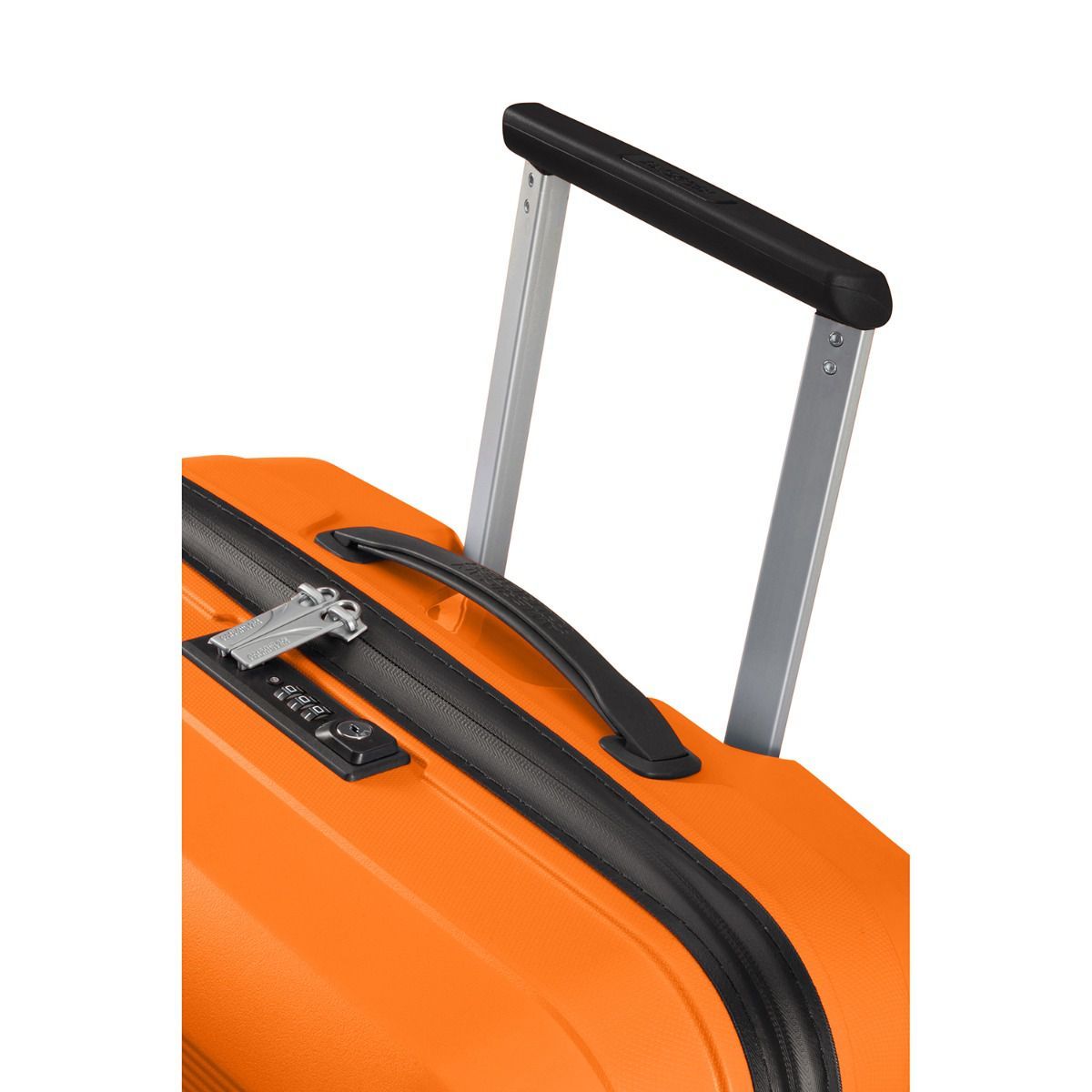 American Tourister Airconic Mango Orange 55 cm