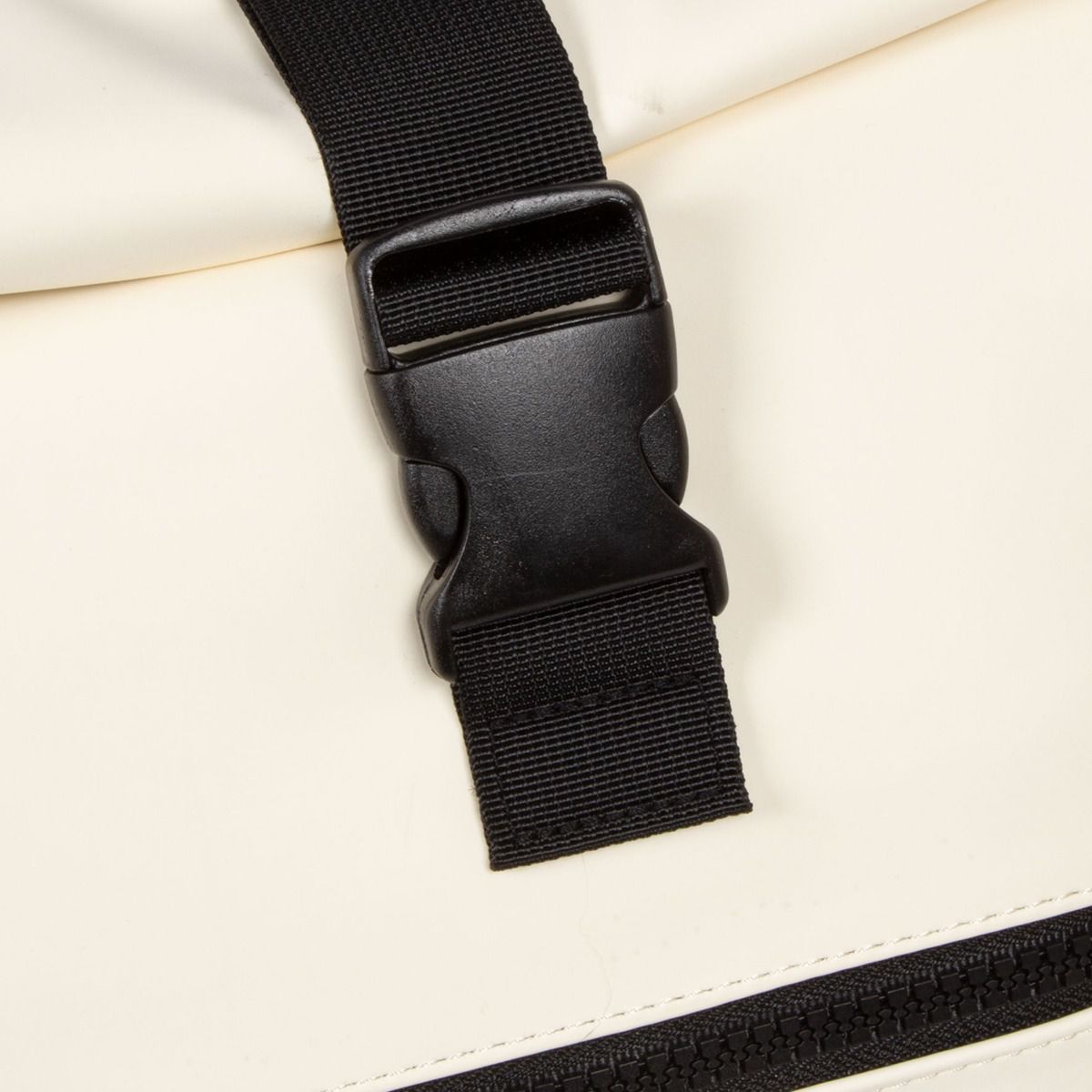 New Rebels Mart White Rol Rucksack