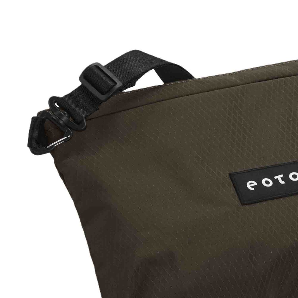 Eoto Simple3 Mokka Braun Umhängetasche
