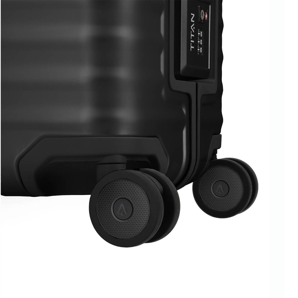Titan Eternity Black Trolley M+ 69 cm
