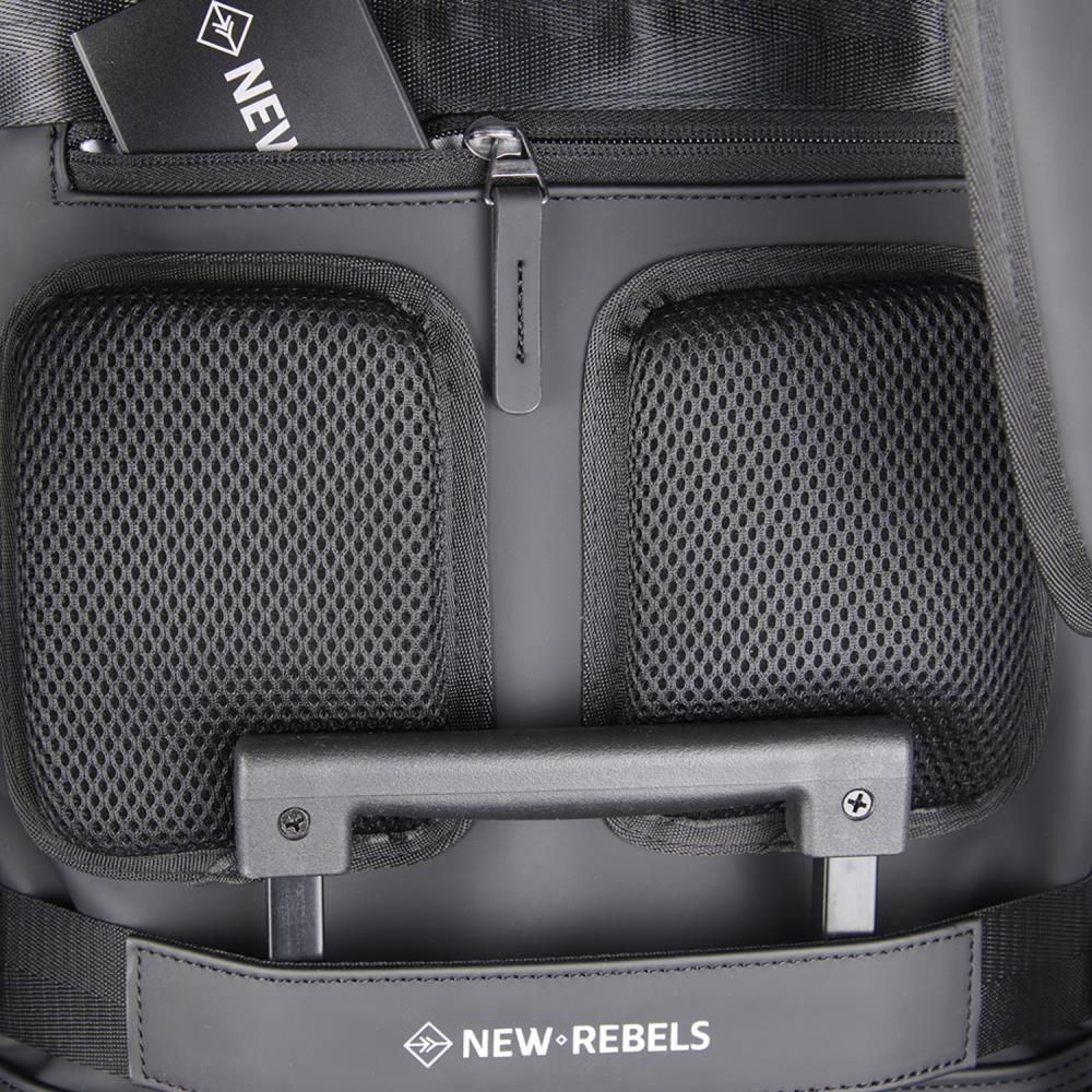 New Rebels Milwaukee Handel Silver Reflective Rucksack