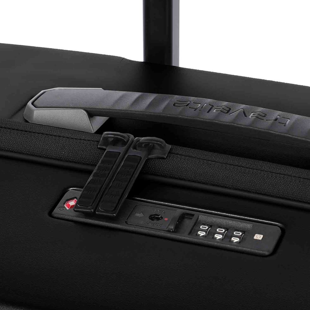 Travelite Millennium Black 4-Doppelrollen Trolley M 67 cm