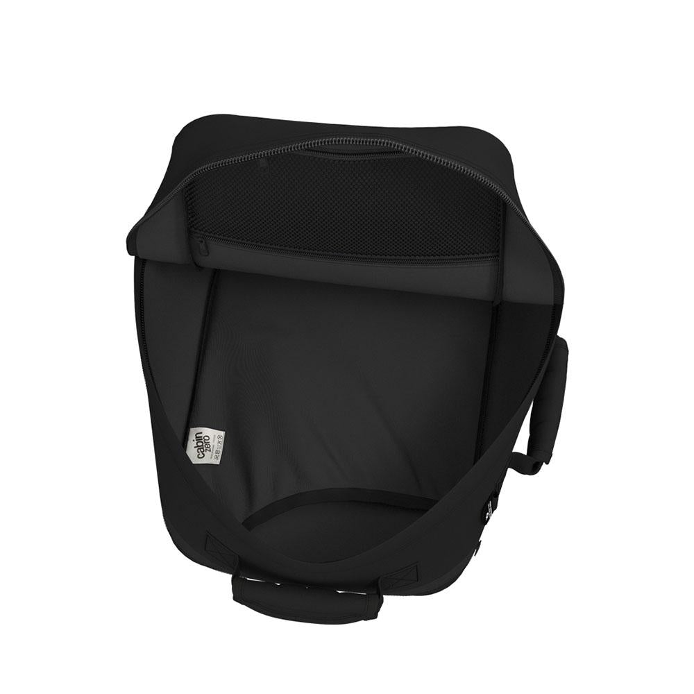 Cabin Zero Classic Tech 28L Absolute Black Reiserucksack