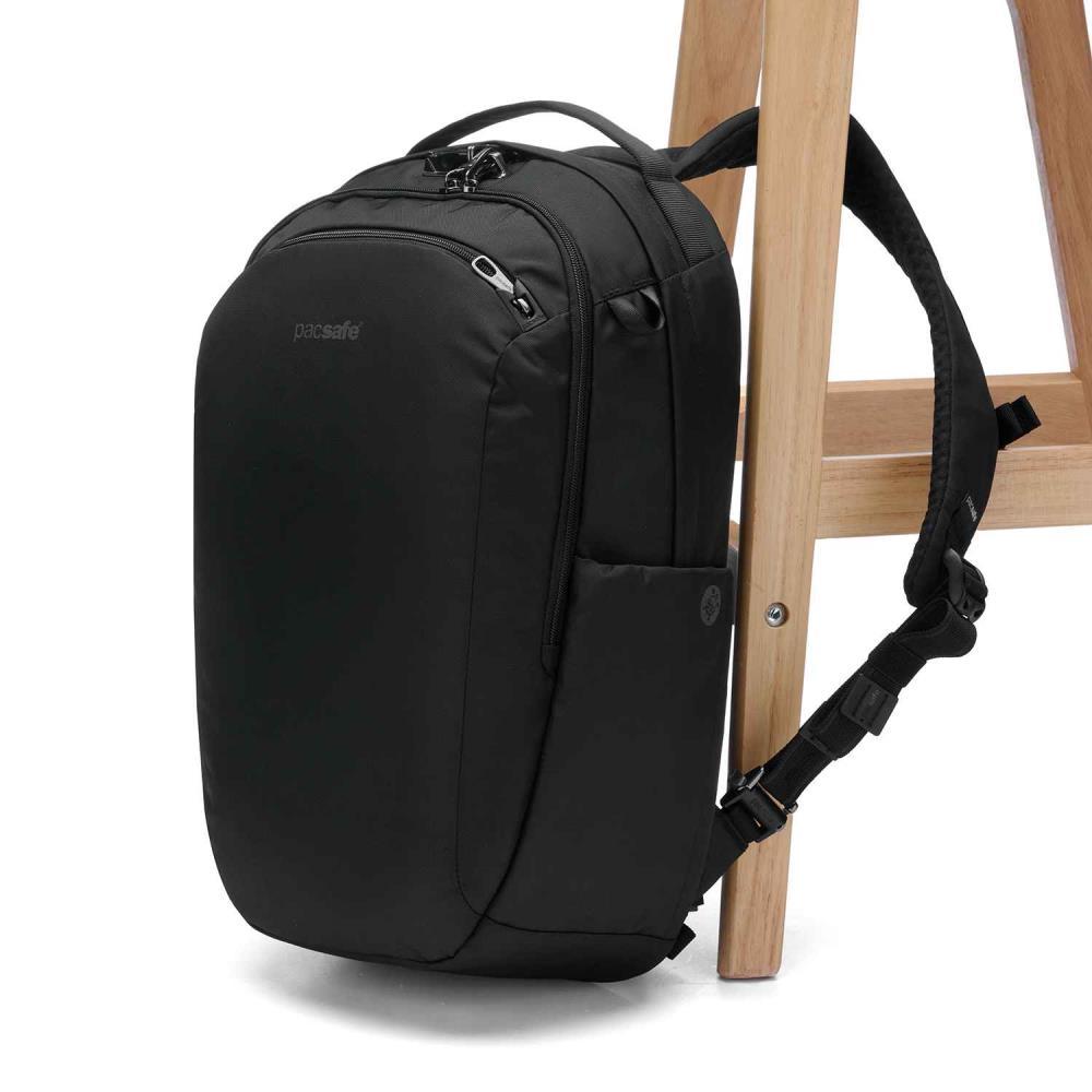 Pacsafe V Tour Jet Black 16" Anti-Theft Rucksack 26 l