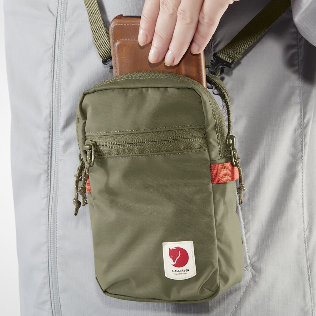 Fjällräven High Coast Pocket Shark Grey Umhängetasche
